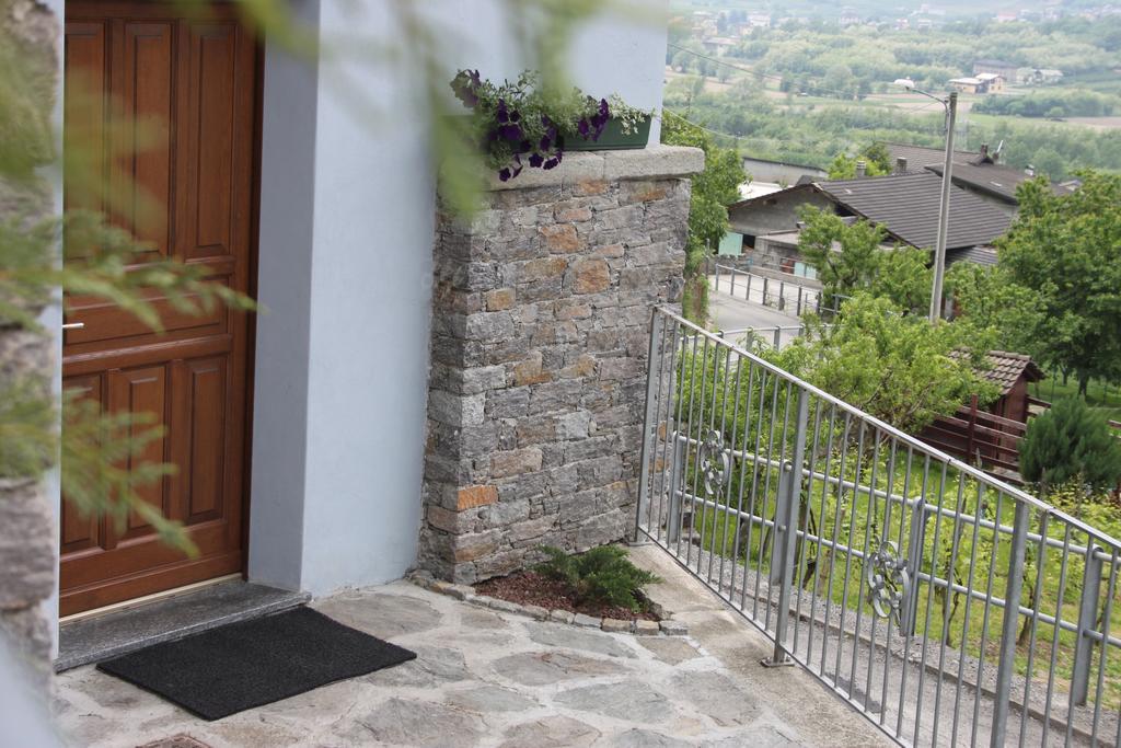 La Madonnina Apartment Villa di Tirano Стая снимка