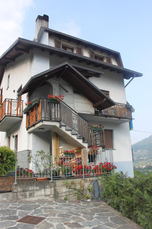 La Madonnina Apartment Villa di Tirano Екстериор снимка